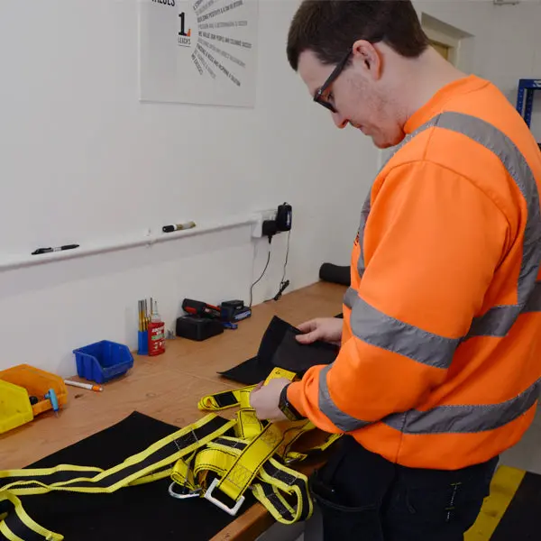 Inspection, Servicing And Re-Certification For Harnesses & Lanyards 1