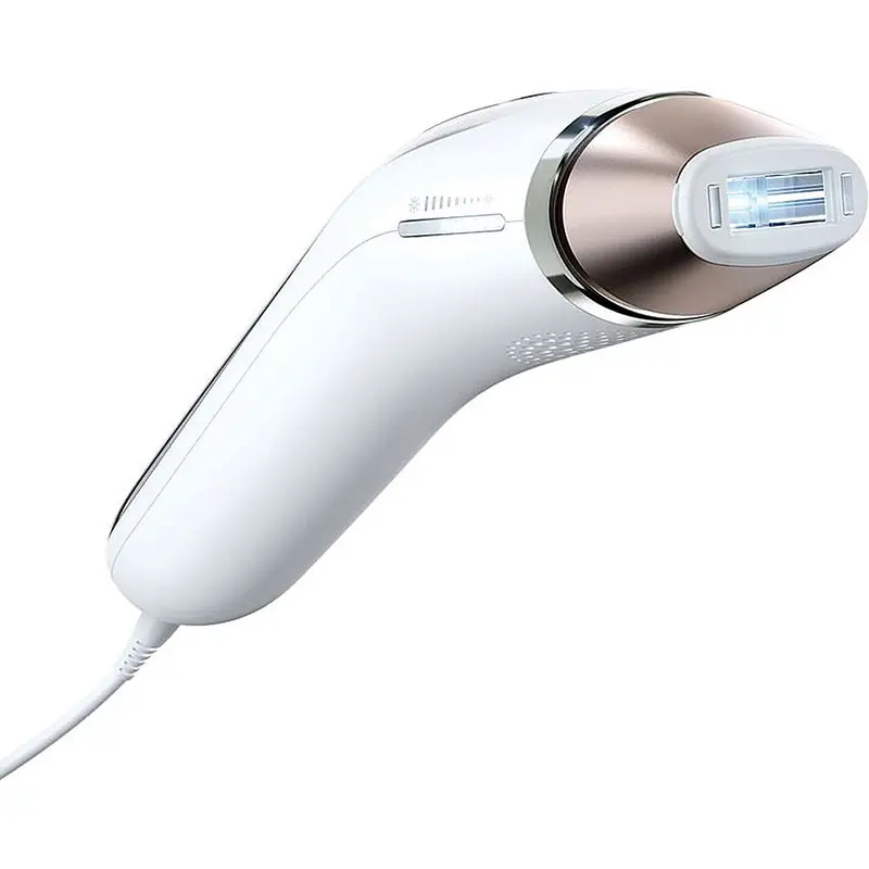 Silk-Expert W/ Gillette Venus Razor 1