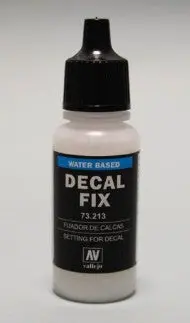 Vallejo 17Ml Bottle Decal Fix Water Based 1